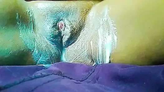 İçine boşalma amcık göt deliği yakın çekim masaj