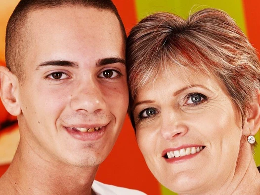 Olgun anne lannie sürmek bir genç çük