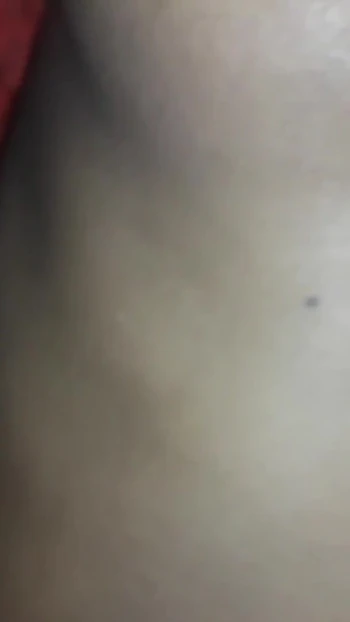 Эмоциональный момент из "Новый секс индийской бхабхи с ее Debor на всю ночь полный рабочий день"