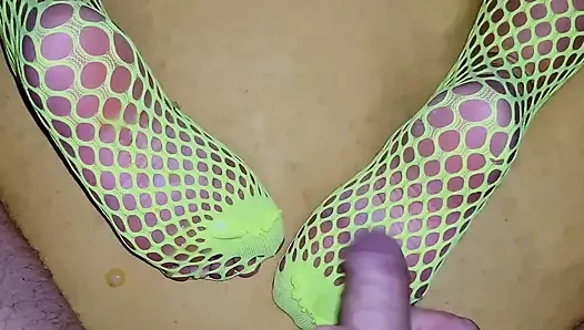 Anna Fire'ın tabanlarına boşal, beni fileli bir tulum içinde seviyor