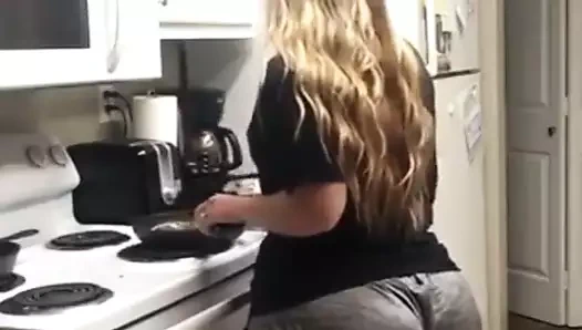 büyük popo sürpriz