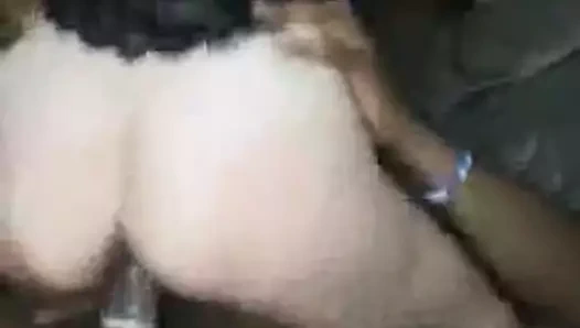 Sıcak sarışın eş oyuncak sırasında sikme ile bir bbc yabancı