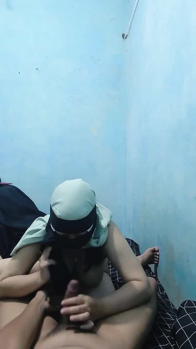 My friend's wife is addicted to squirming on my bed.