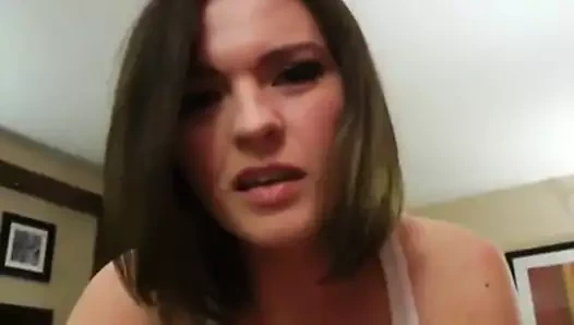 Yaramaz milf seviyor pov sikme