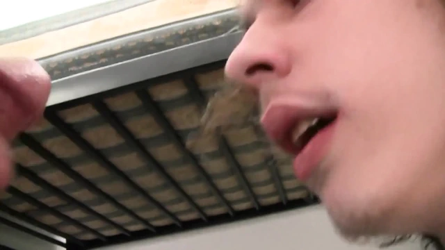 19 yaşındaki heteroseksüel prezervatifsiz işkence