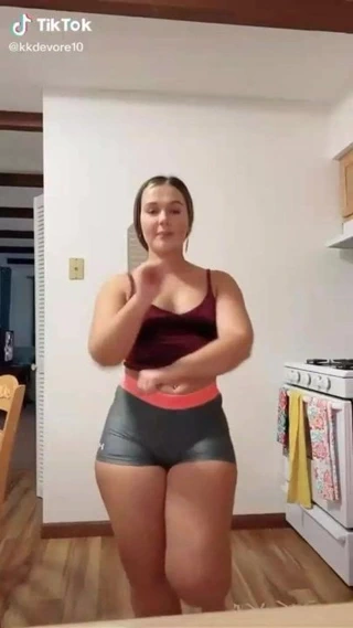 Thick tik tok