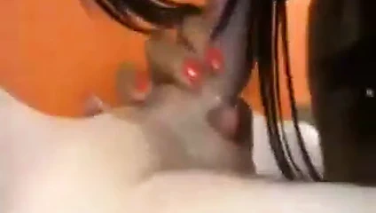 siyah bir kaltak tarafından şişmiş