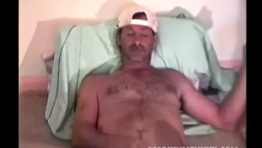 Olgun amatör eddie kriko kapalı