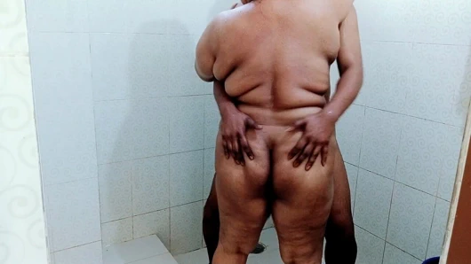 Morjenabb_I duş alırken karımı ayakta siktim. Hintli ateşli seks xxx videoları