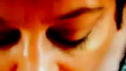 Moni üzerinde telefon kamerası 2