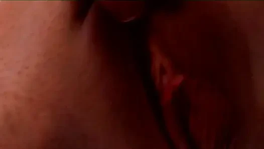 Sarışın Bebek Parmaklıyor Islak Amcık Yakın Çekim