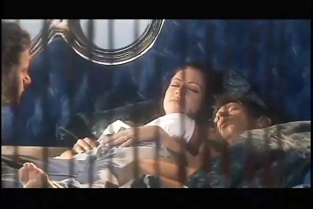 Kelli tyler - riptide feat. kelli tyler - sapık orta yaşlı seksi kadınlar