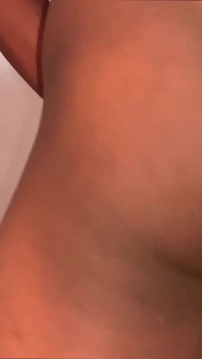 Захватывающий момент из "Трах киски 1-го мая"