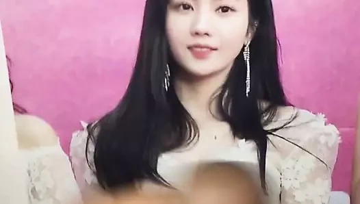Izone kwon eunbi boşalmak haraç cun üzerinde ona cleavage büyük memeler
