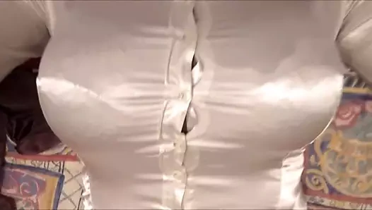 Hofredo seksi mi yoksa seksi mi?