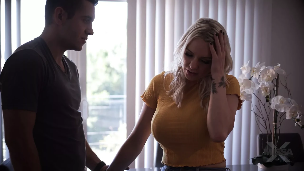 Trending Long Lost Mommy Blonde Blonde Porn Feat Kenzie Taylor By Missax (4K Ultra) - UK Special