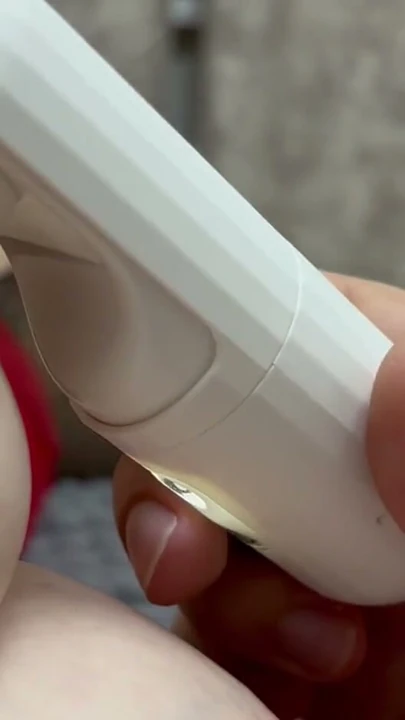 sakallı adam göğüslerimden sarsılarak orgazm olmamı sağladı | Klip 1
