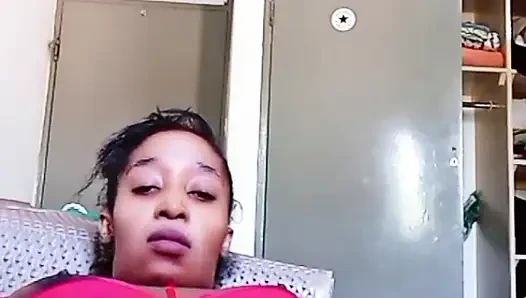 Kiki ile komik olsun