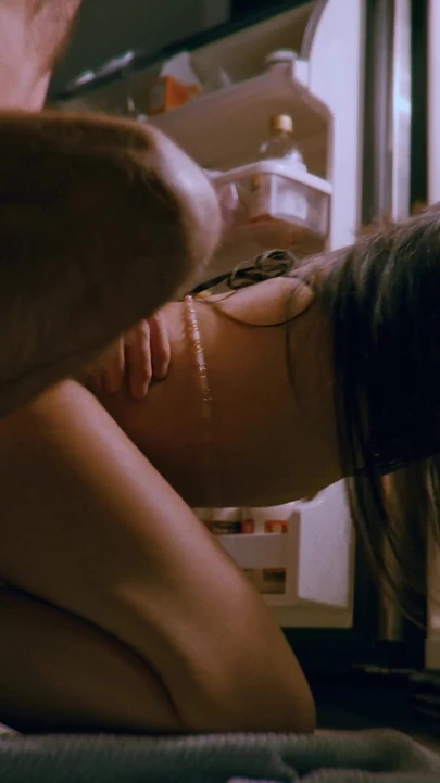 Gece geç saatlerde mutfak aperatifi protein yüze boşalmaya dönüşüyor