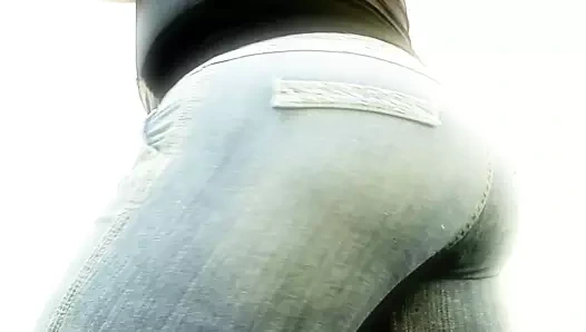 Tanya In Tight Jeans
