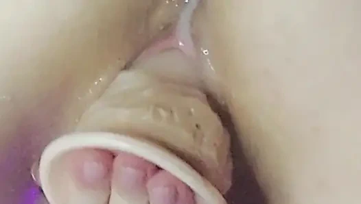 A ile ve yağlanmış yakın çekimle oynamak