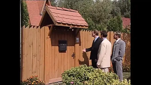 Güzel büyük memeli orta yaşlı seksi kadınlarla sikişmek zorunda olanlar için iş