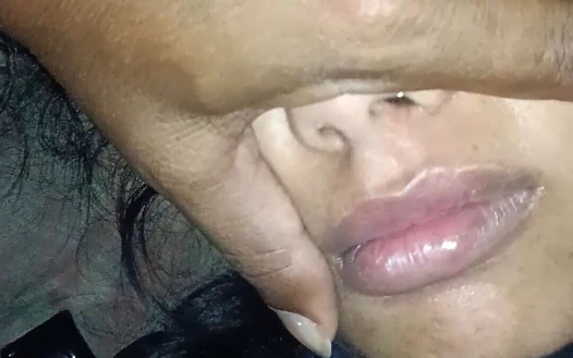 Kız kardeşimin evde arkadaşı, seksi güzel kız glory amcık yiyor - queen4desi