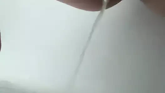 İşeme videoları ve seksi ayaklar derlemesi