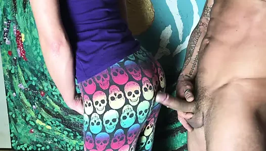 Cfnm yoga pantolon boşalması