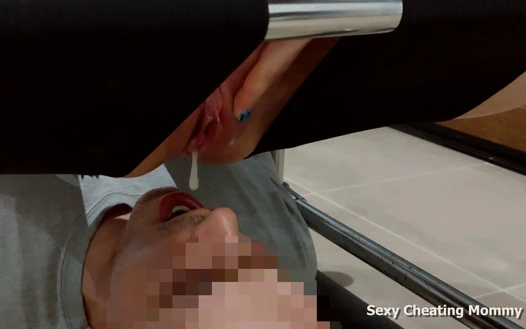 Rastgele adam aldatan karısının içine boşalıyor, aldatılan dölleme ve çiş içme