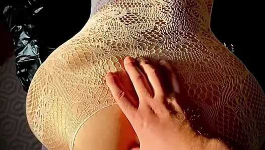 Волосатая Пизда, Пердит, Дышит И Издает Звуки При Трахе Ее Большим Хуем.