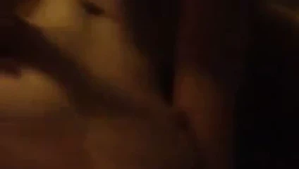 Bir arkadaşımın kızımı becermesine izin ver