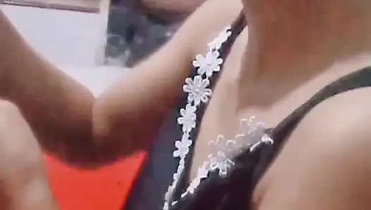 Erkek arkadaşımı görmeye hazırlanıyorum