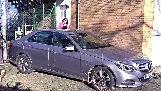 Büyük memeli Alman üvey anne Urlauber'ın anal ateşli anı