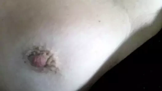 Göğüsler mandallarla işkence gördü