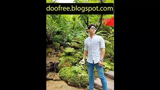 Tay yakışıklı dövme