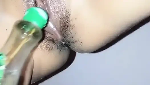 Chathu amcık ilk kez Sri Lanka'da osuruyor