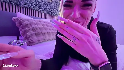 Beni sigara içerken yakaladı... Özensiz bir oral sekse dönüştü bakış açısı