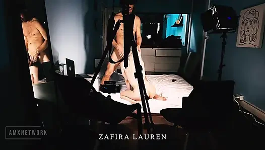 Faphouse modeli Zafira Lauren ile kamera arkası