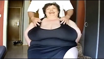 Büyük meme masajı