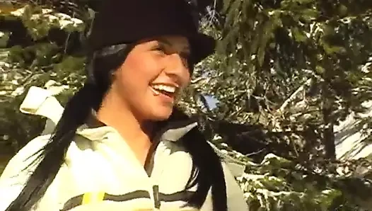 Kar melekleri kamerayı teşhir ediyor