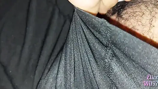 Xxx desi üvey kızımı siktiğimde sonra amının çok sevimli olduğunu görüyorum.