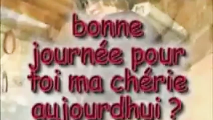 Elle adore dans l'avoir dans le trou du cul