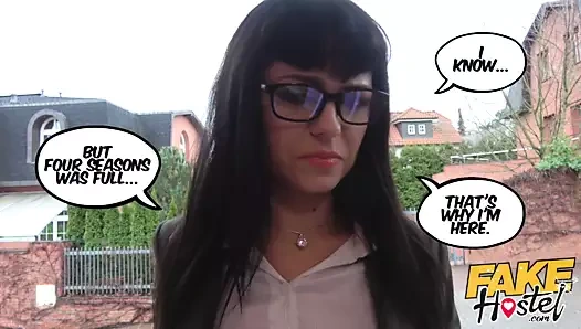 Sahte pansiyon posh kadın ve kirli kızıl saçlı genç sulu üçlü