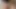 Ateşli kadın büyük zenci videosu izliyor ve kendine dokunuyor.