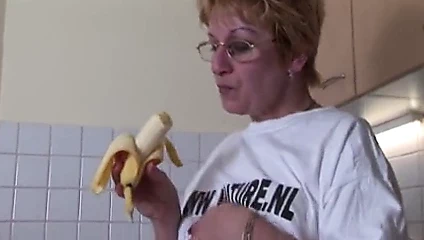 Olgun mabel Mastürbasyon