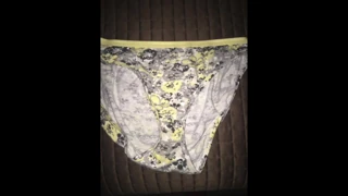 Yabancı j sluts külot ve bikini kullanır