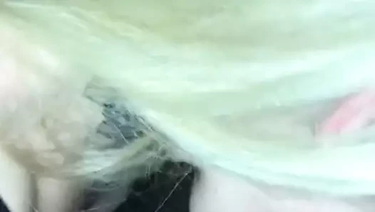 Je me fais piper par une jeune salope blonde mariee