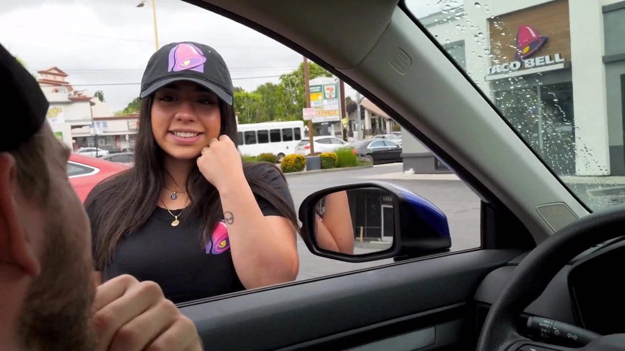 I Pick up Slutty Taco Bell Worker & Fuck Her in My Car! Melztube, Steve Rickz