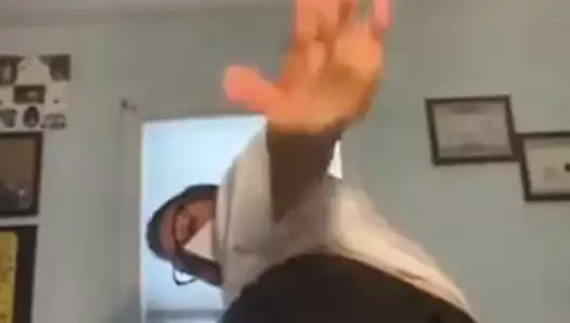 Büyükanne christine gösterme ona kedi ve göt